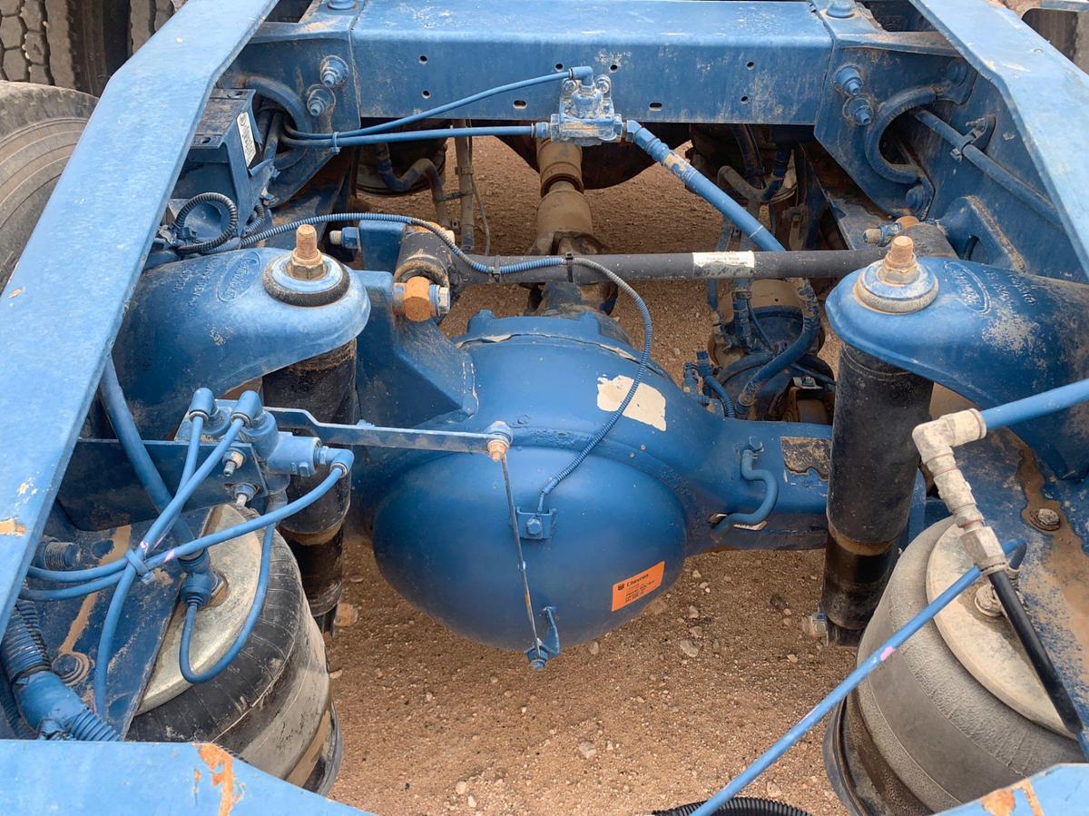 Used 2013 PETERBILT 367 Sleeper Truck