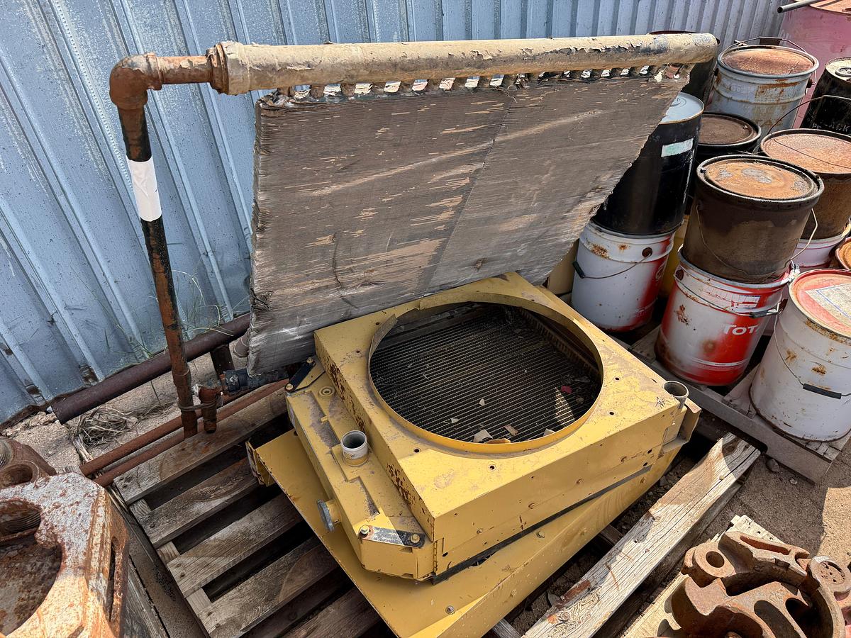 Used PALLET W/ OIL COOLER, (2) RADIATORs (1) 2’x2’ & (1) 2’ x3’