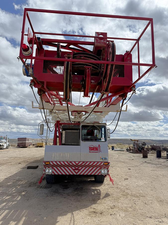 Used 2014 WATSON HOPPER PAY ZONE 550 DD 108’-300K 7-AXLE WELL SERVICE RIG
