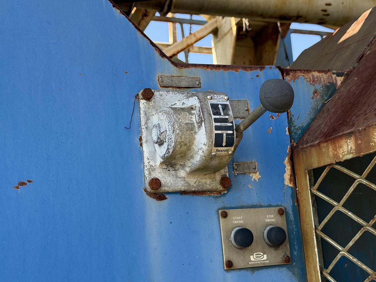 Used 2007 MOOR RIG XJ60 DD 104'-200K 5-AXLE WELL SERVICE WORKOVER RIG