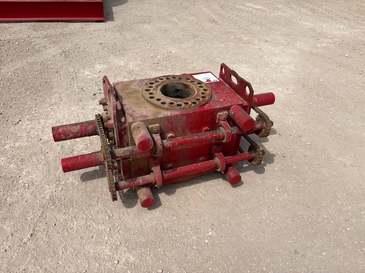 Used 7-1/16” 3000PSI DOUBLE MANUAL BOP