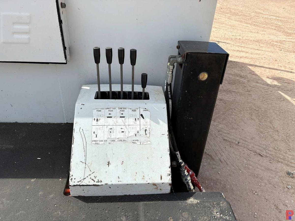 Used 2008 FORD F-750 SUPER DUTY EXTENDED CAB MECHANICS TRUCK