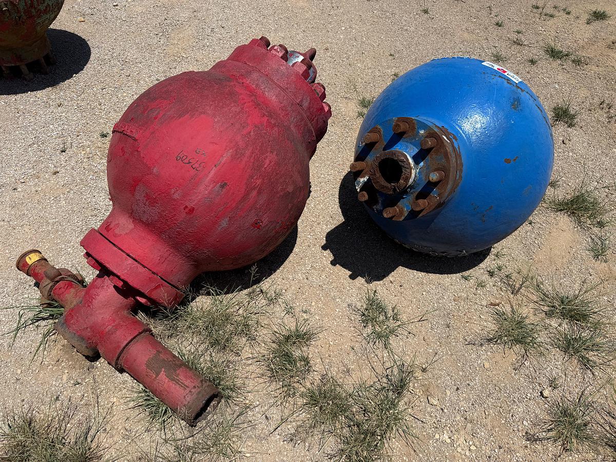 Used (2) HYDRIL 3K WP PULSATION DAMPENERS