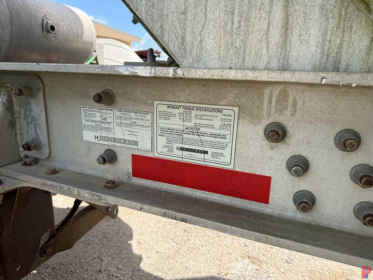 Used 2014 TRAIL KING 1350 CF T/A SELF-CONTAINED DRY BULK CEMENT TRAILER