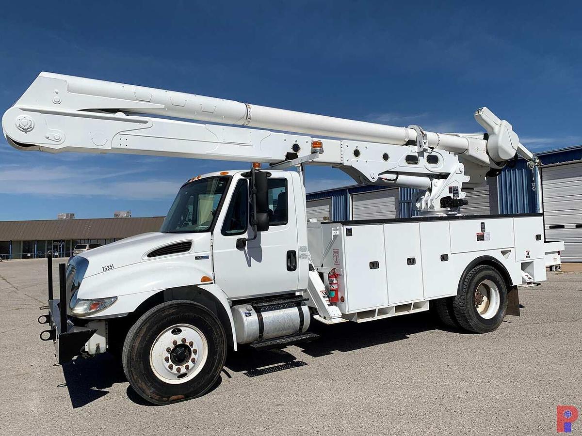 Used 2013 INTERNATIONAL DURASTAR 4300 ALTEC AA55E BUCKET TRUCK