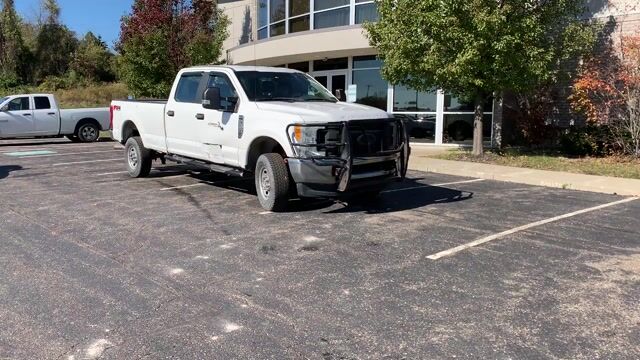 Used 2017 FORD F-250 SUPER DUTY XL CREW CAB 4X4 PICKUP