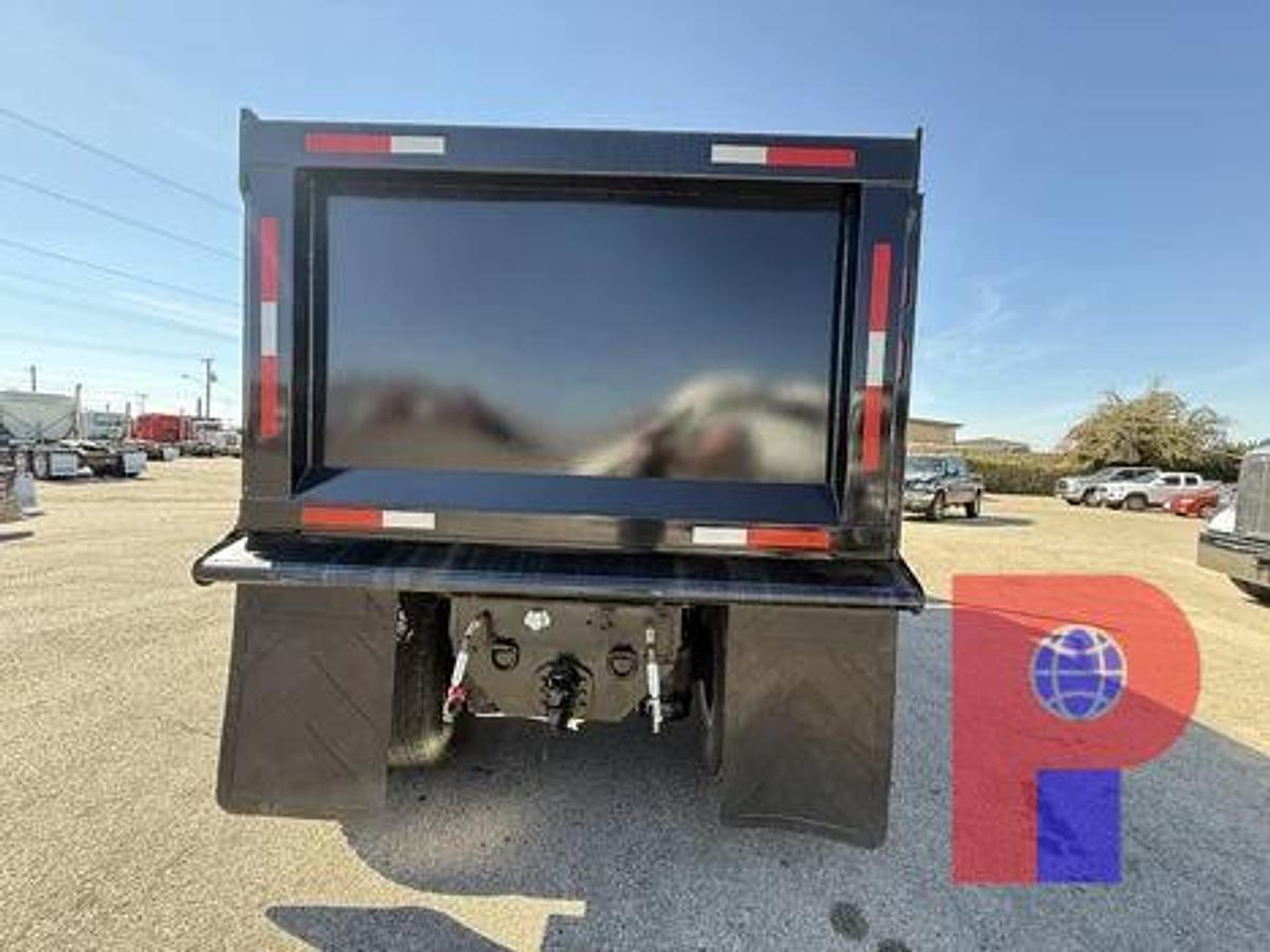 Used 2005 PETERBILT 378 T/A DUMP TRUCK