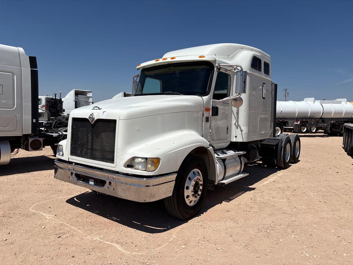 Used 2006 INTERNATIONAL 9400I T/A SLEEPER HAUL TRUCK
