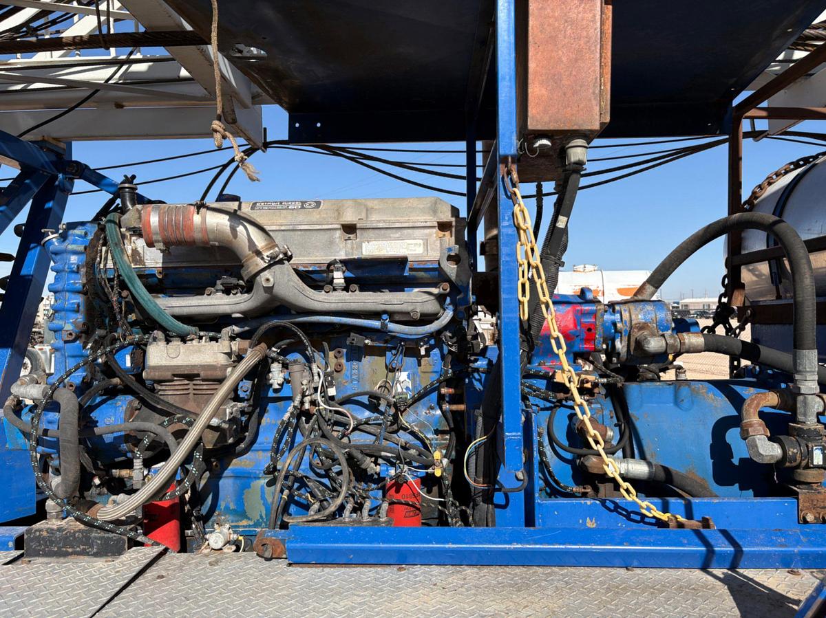 Used 2012 RIG WORKS MUSTANG 550 4-AXLE WELL SERVICE RIG