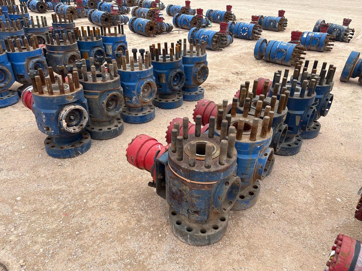 Used (10x$) 5” 15k hydraulic ball valves