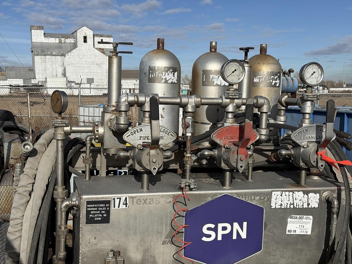 Used 2006 VTR 10’ T/A 3-STATION BUMPER PULL ACCUMULATOR TRAILER