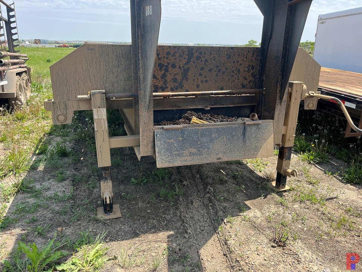 Used SHOPBUILT 32’ GN FLATBED TRAILER