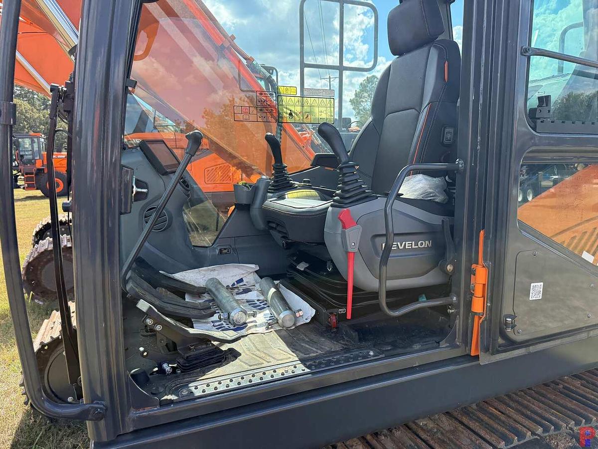 Used (NEW) DEVELON DX140LC-7K EXCAVATOR