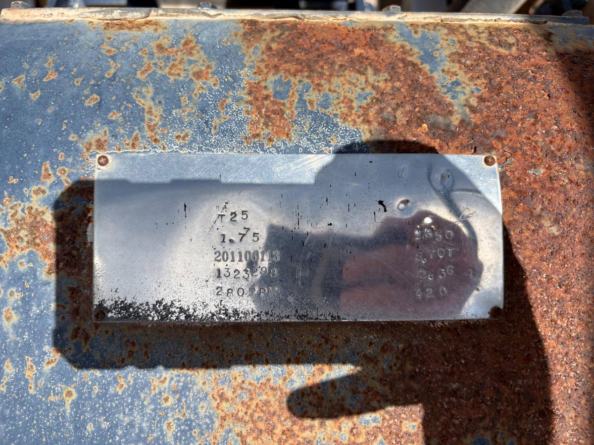 Used 2013 INTERNATIONAL WORKSTAR 7400 S/A CHEMICAL TREATER TRUCK