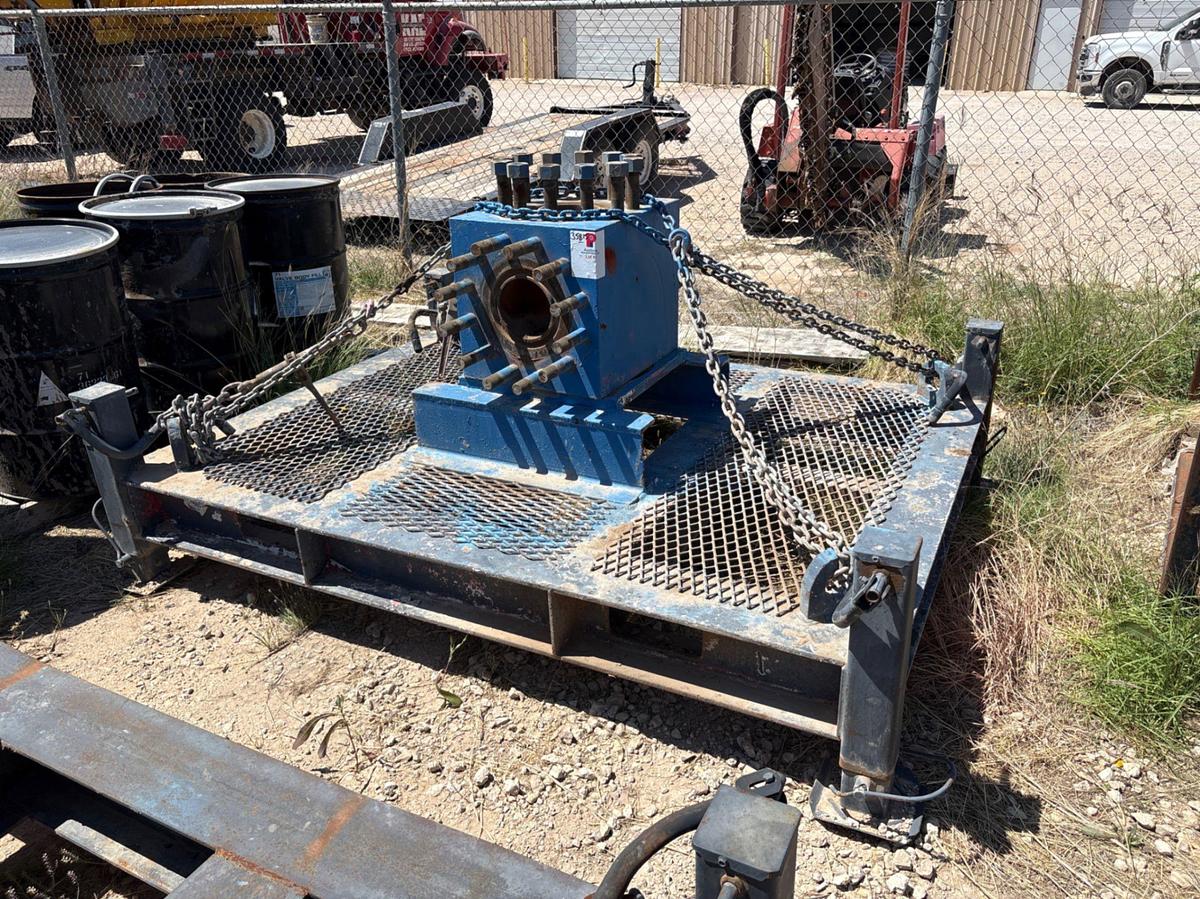 Used 8’ x 6’ adjustable height frac tree transport skid w/ 7-1/16” 3-way fluid cross