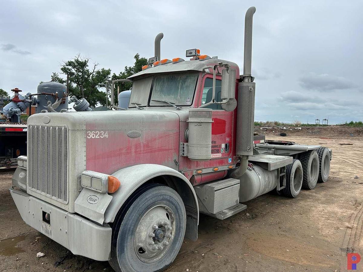 Used 2006 PETERBILT 379 TRI AXLE 45K LBS. WINCH TRUCK