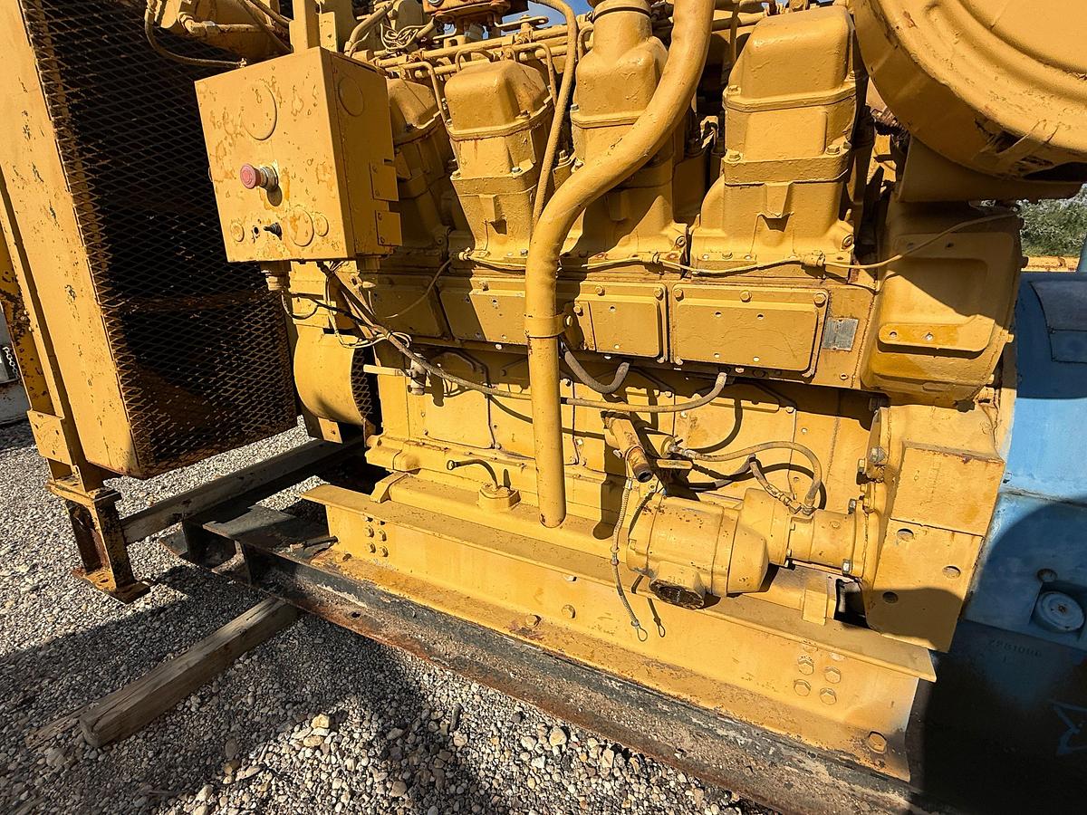 Used CATERPILLAR 3508 DI TTA DIESEL ENGINE W/ NATIONAL C-245-125 TORQUE CONVERTER & RADIATOR