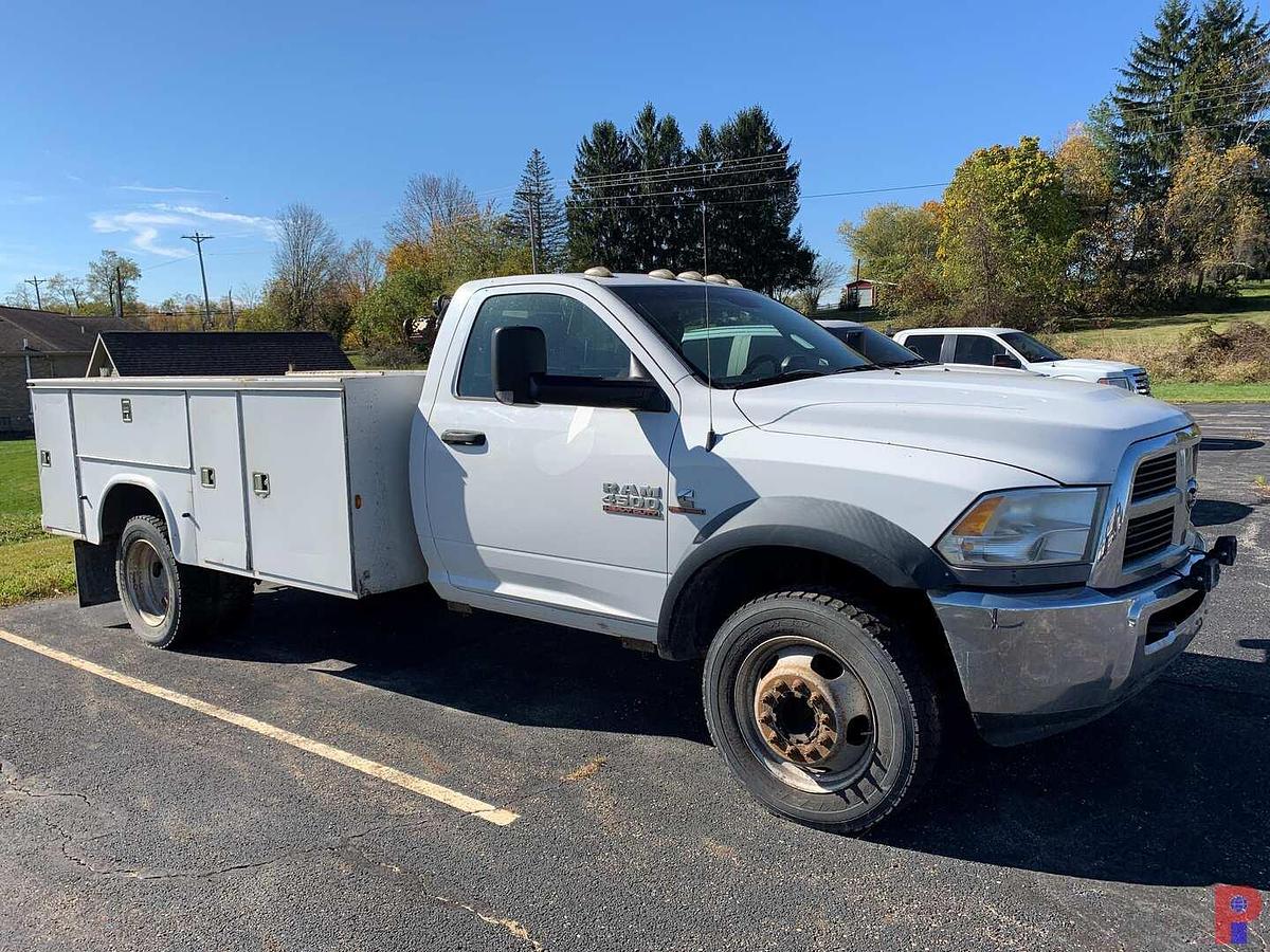 Used 2014 RAM 4500 SINGLE CAB 4X4 SERVICE TRUCK
