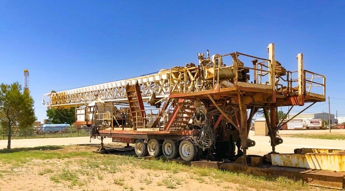 Used Walker Neer Apache 500 HP Trailer Mtd. Drilling Rig