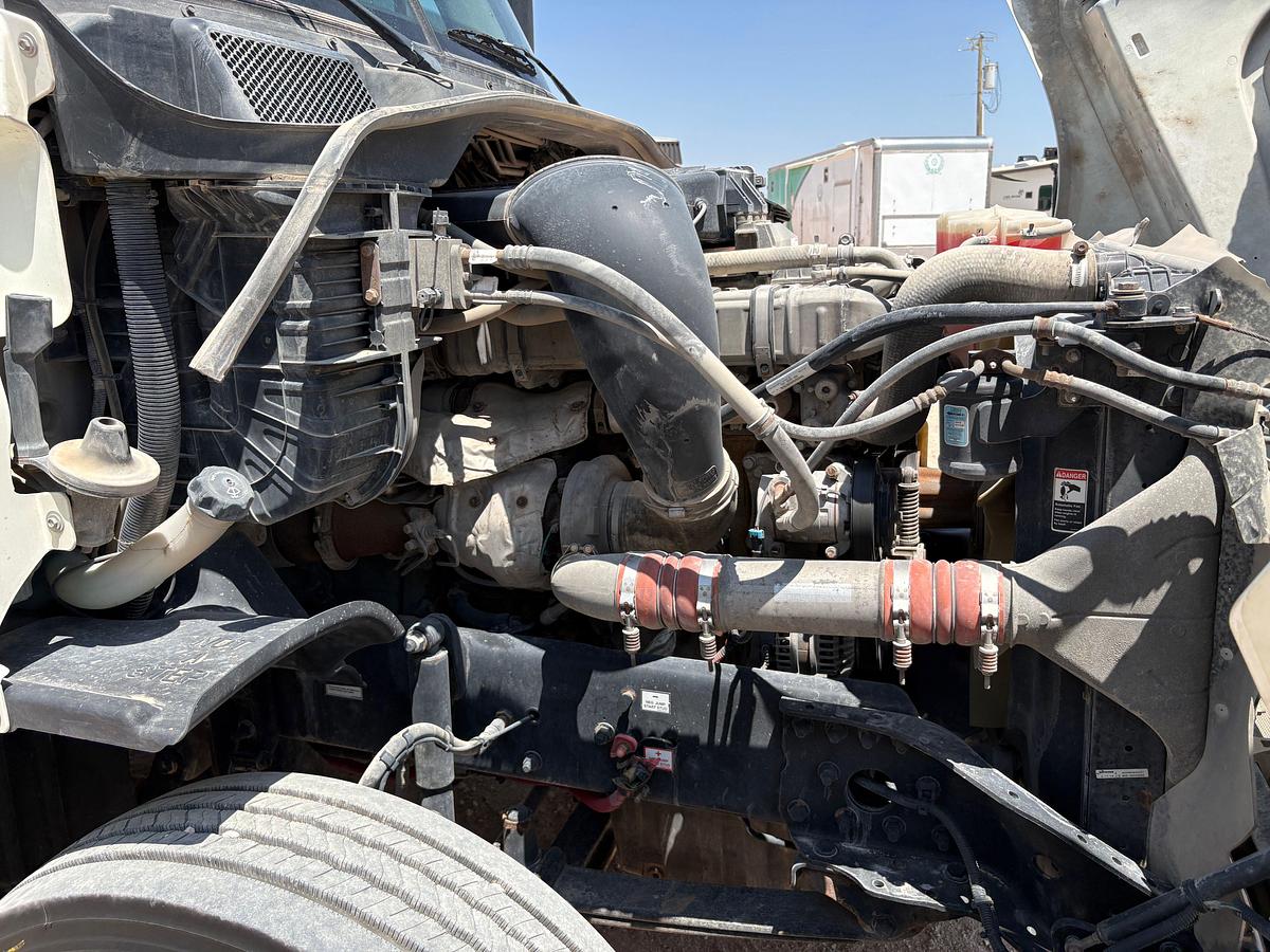 Used 2015 FREIGHTLINER CASCADIA T/A SLEEPER HAUL TRUCK