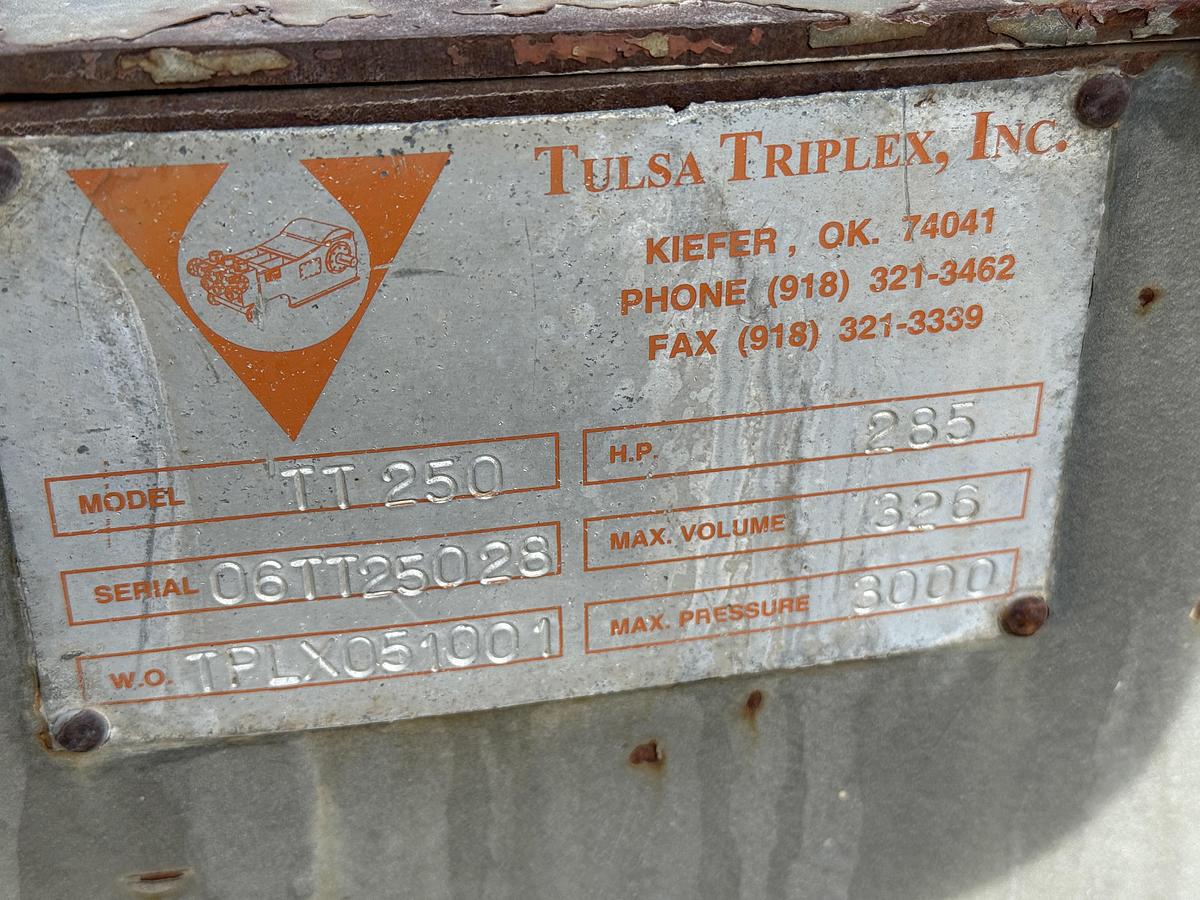 Used TULSA TT250 3K WP TRIPLEX WELL SERVICE PUMP SKIDDED P/B CATERPILLAR C9
