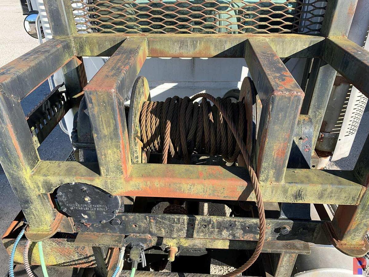 Used 2002 MACK CH612 WINCH TRUCK