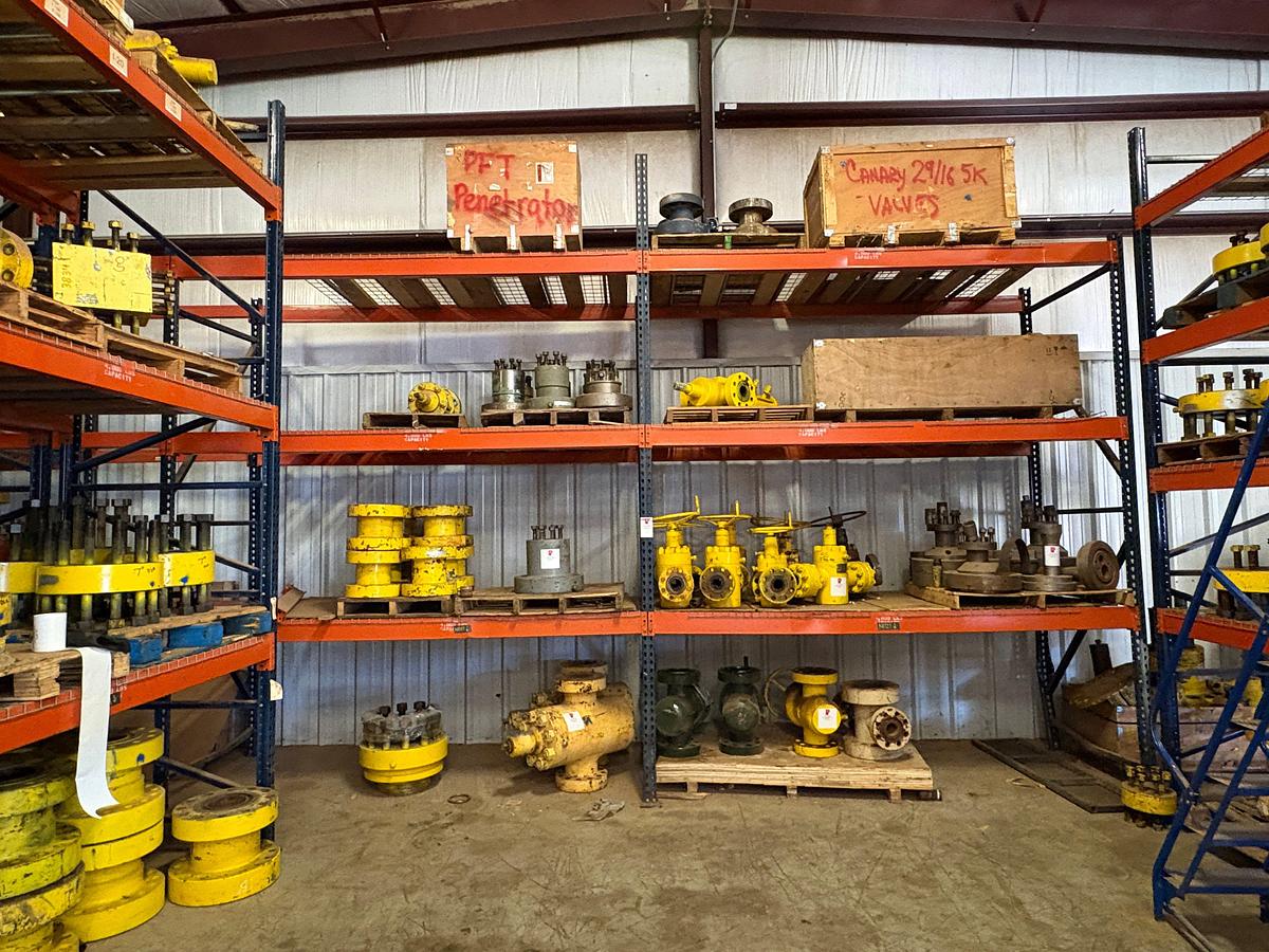 Used 20.5’ x 4’ x 14’ pallet rack shelving