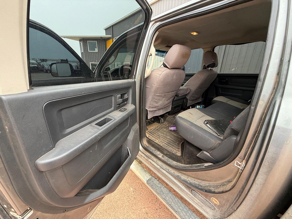 Used 2012 RAM 2500 HD 6.7L DIESEL 4WD CREW CAB PICKUP TRUCK