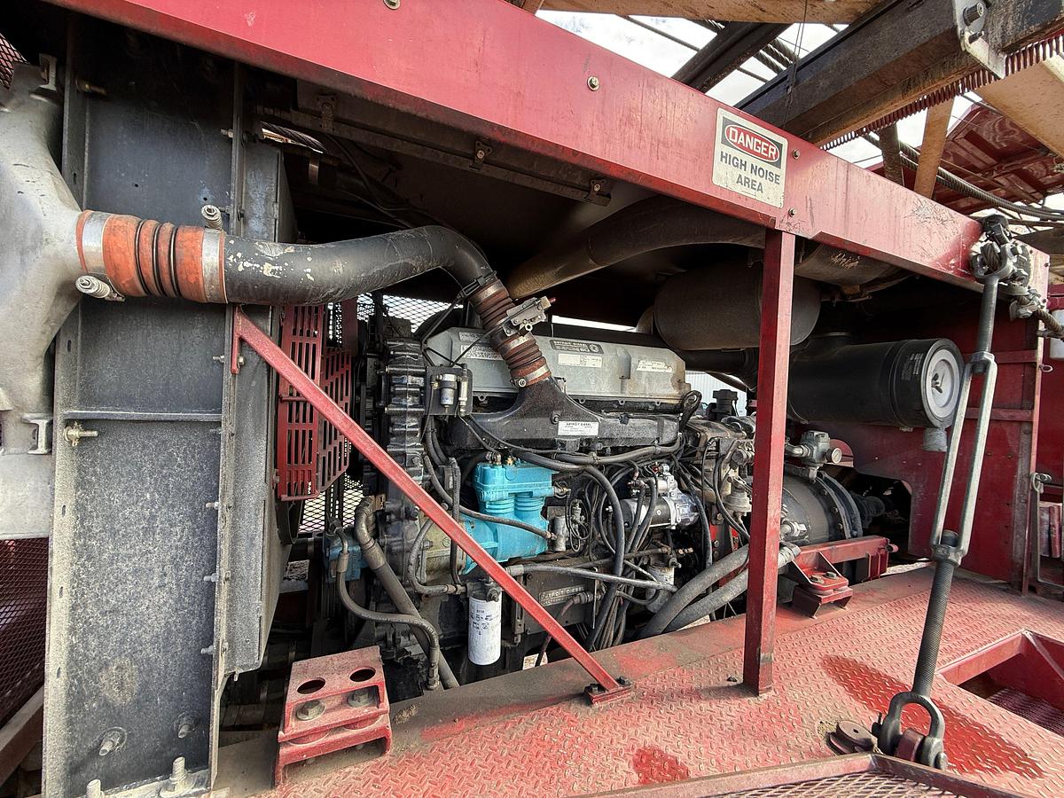 Used 2004 CROWN CE550 DD 104’-250K 5-AXLE WELL SEEVICE WORKOVER RIG