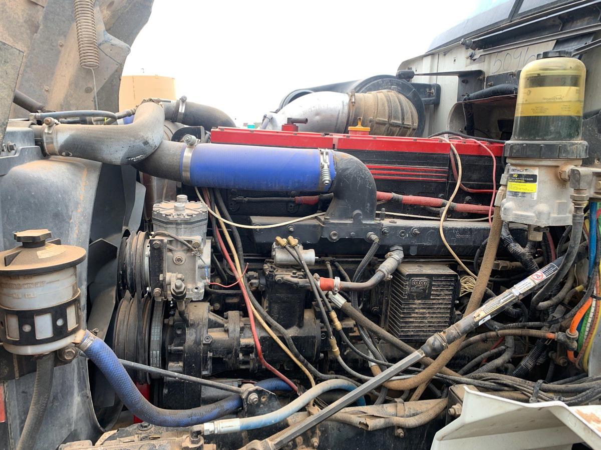 Used 2005 INTERNATIONAL 9400i Sleep Truck