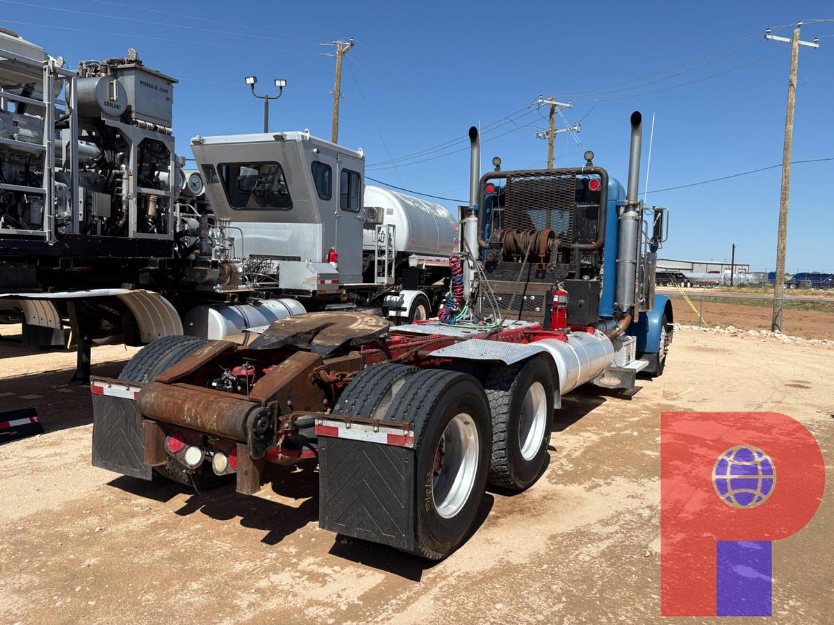 Used 1998 PETERBILT 379 T/A DAYCAB WINCH TRUCK