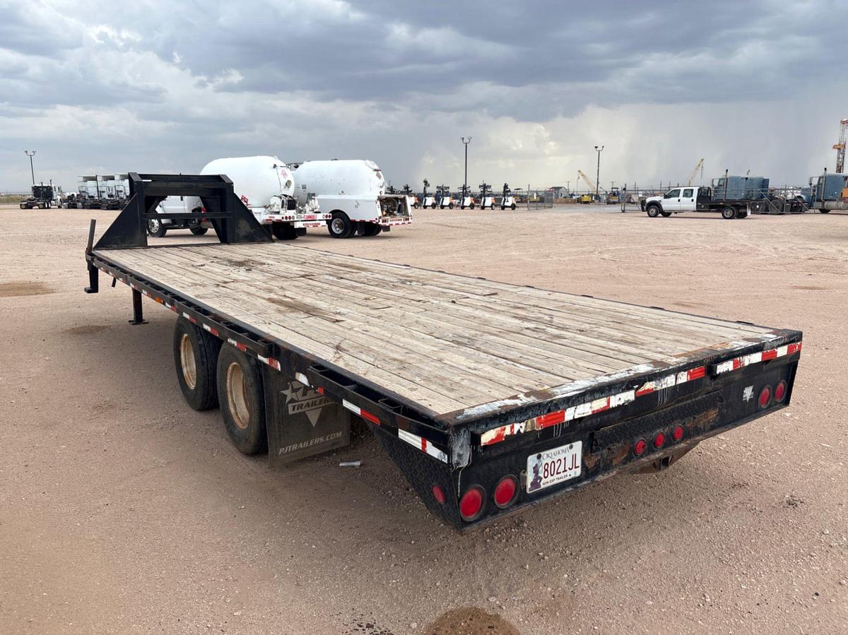 Used 2007 PJ TRAILERS 24’ X 102” T/A GOOSENECK TRAILER