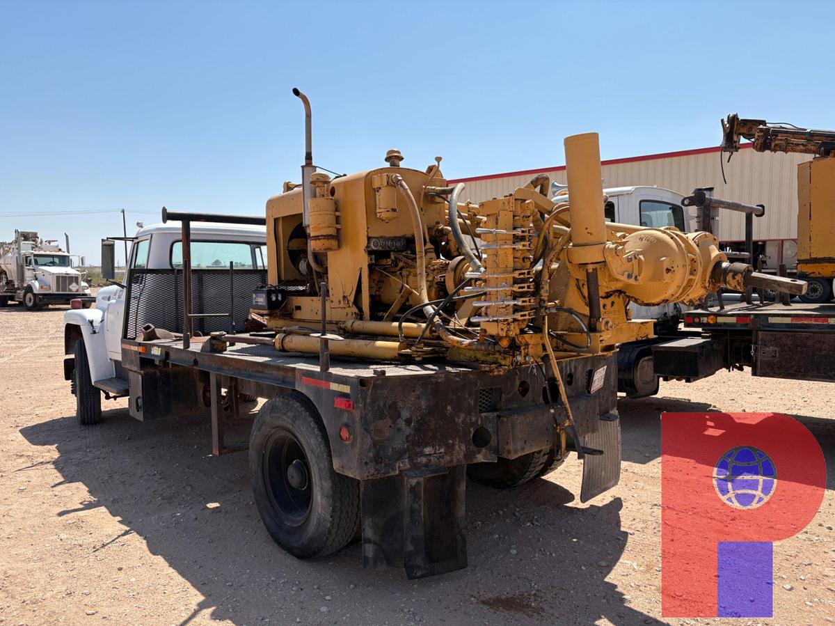 Used TEXOMA MODEL 254-10 AUGER MTD ON 1977 INTERNATIONAL LOAD STAR 1700 DAYCAB FLATBED TRUCK