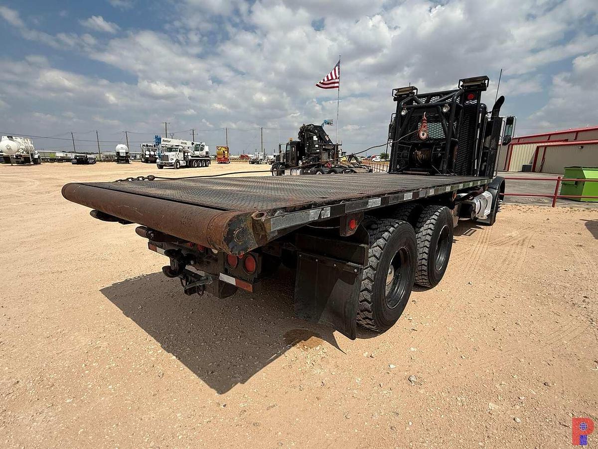 Used 1992 PETERBILT 357 T/A DAYCAB FLATBED WINCH TRUCK