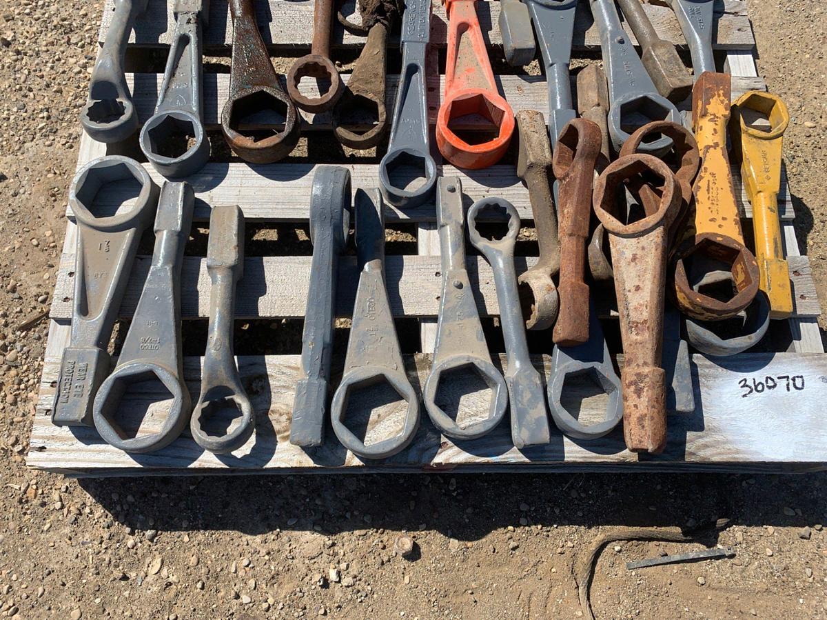 Used Pallet of (48) 7/8" - 1-7/8" Hammer Wrenches 7/8- 1-7/8