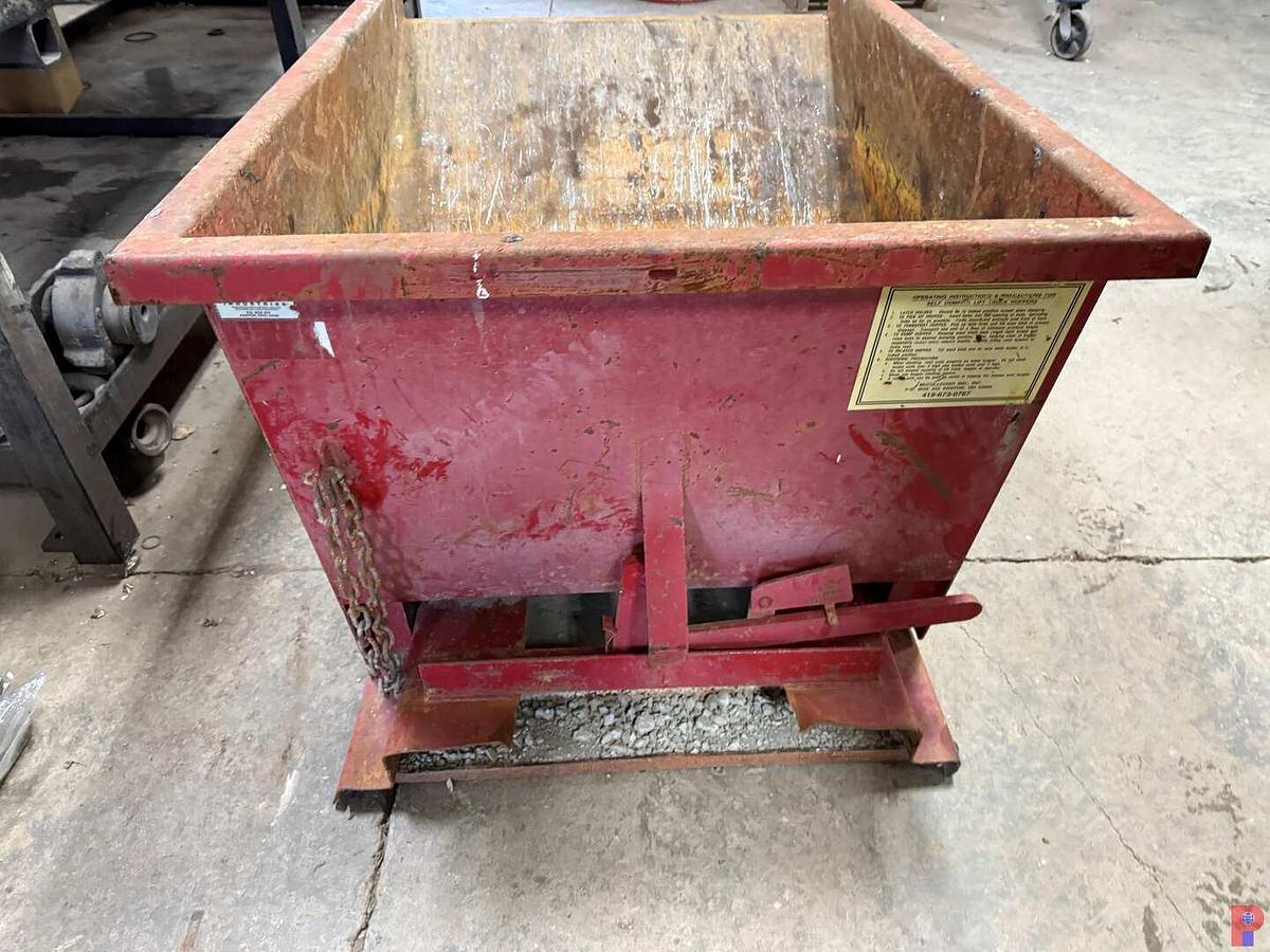 Used WRIGHT SELF DUMPING HOPPER W/ FORK POCKETS