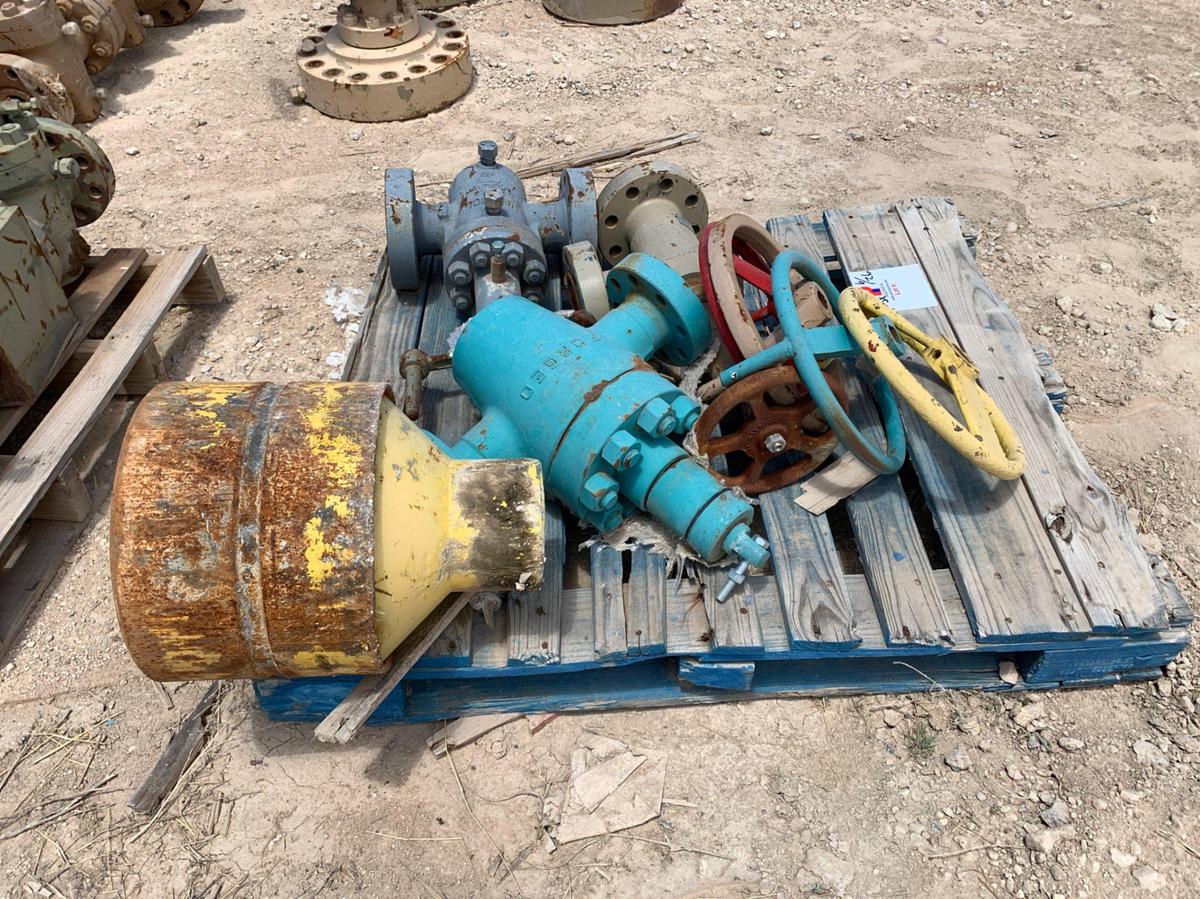 Used (3x) Pallets of Assorted 5k Gate Valves and Pneumatic Actuators