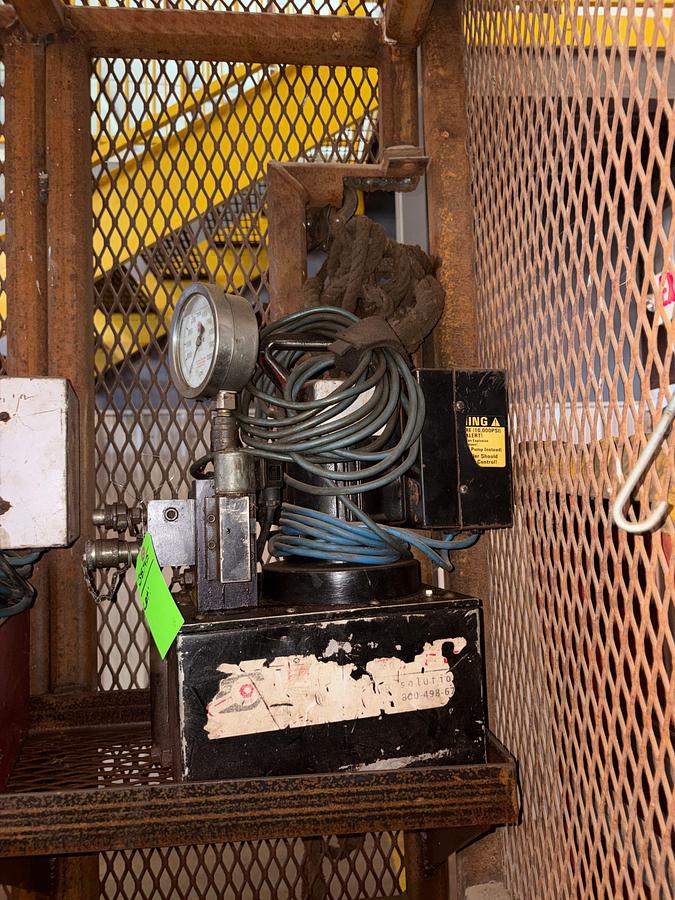 Used Global bolting technologies 10k psi hydraulic power pack