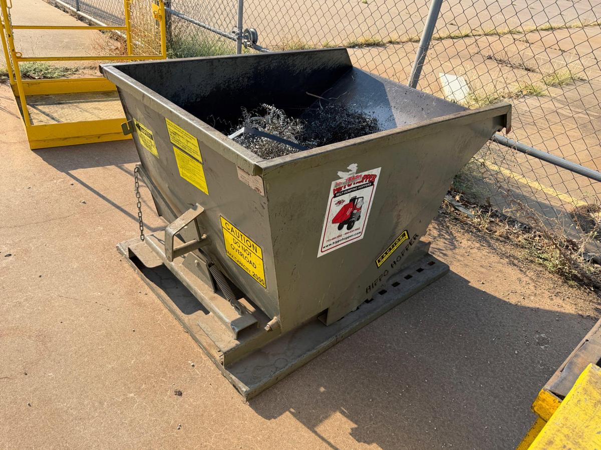 Used Hippo hopper self dumping Hopper