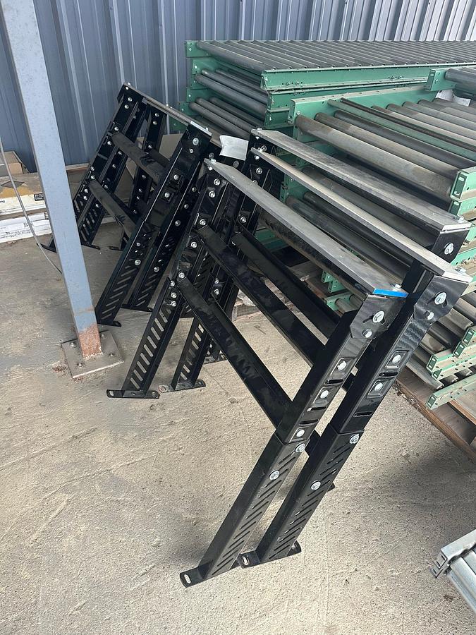 Used UNUSED (30)-SECTION 1-1/4" STEEL ROLLER ROACH CONVEYORS & (31)-SECTION ROUND BALL ROACH CONVEYOR PANELS