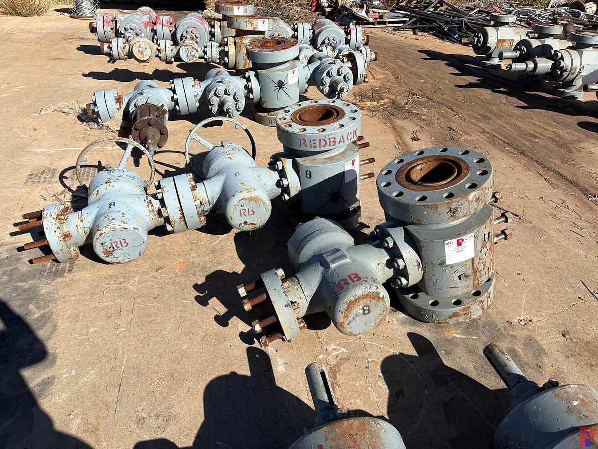 Used (2) 7-1/16” FLUID CROSSES W/ (3) 4-1/16” 10K GATE VALVES