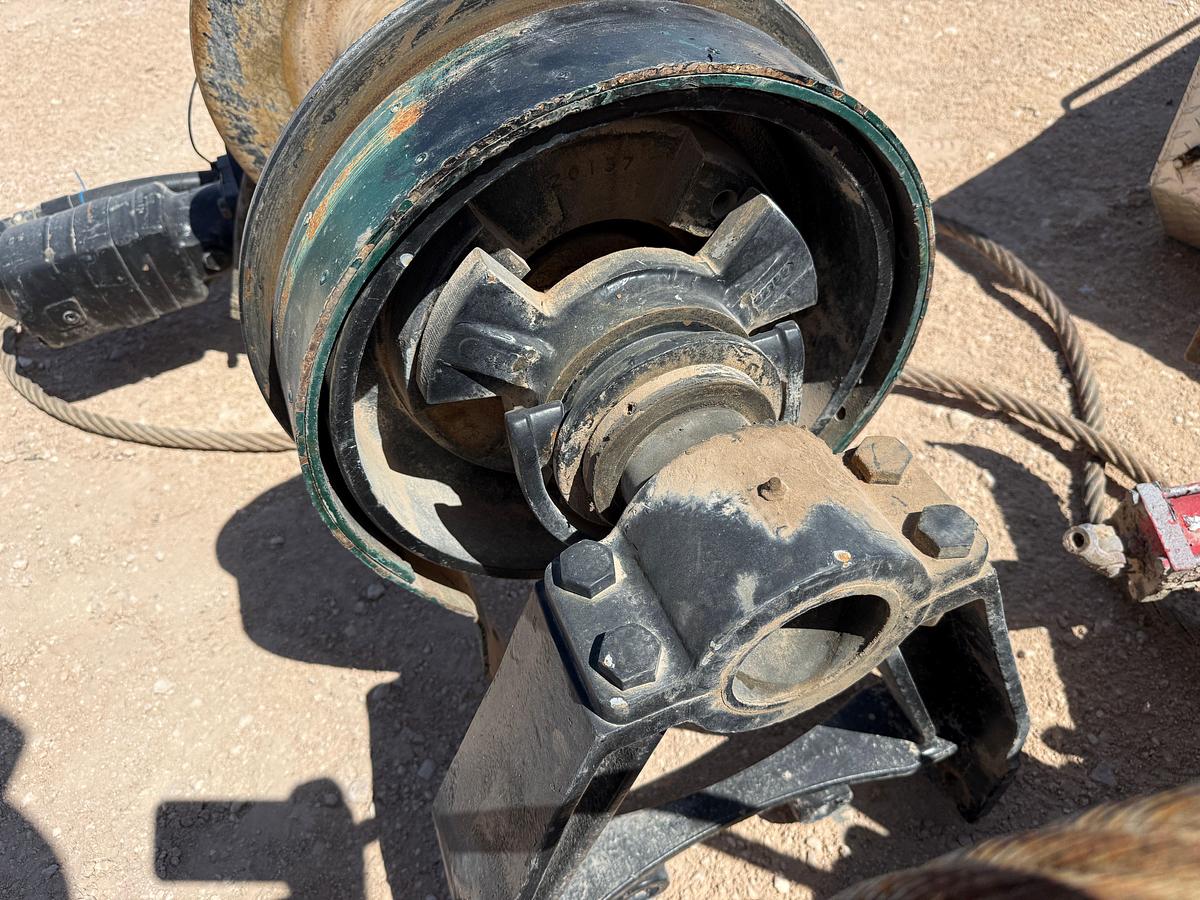Used TULSA RUFNEK RN65WH 65K LBS HYDRAULIC WINCH