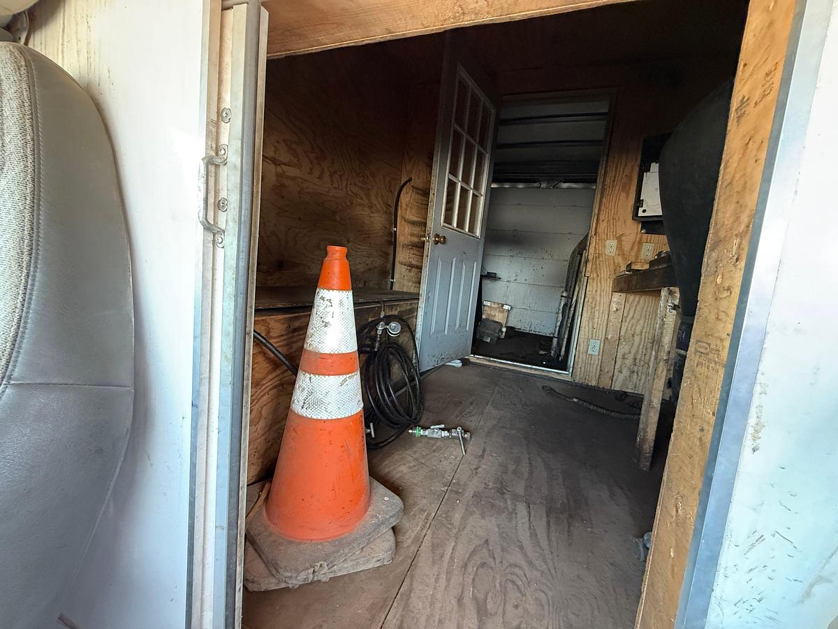 Used 2018 CHEVROLET  EXPRESS 10K WP TORQUE & TEST CARGO TRUCK