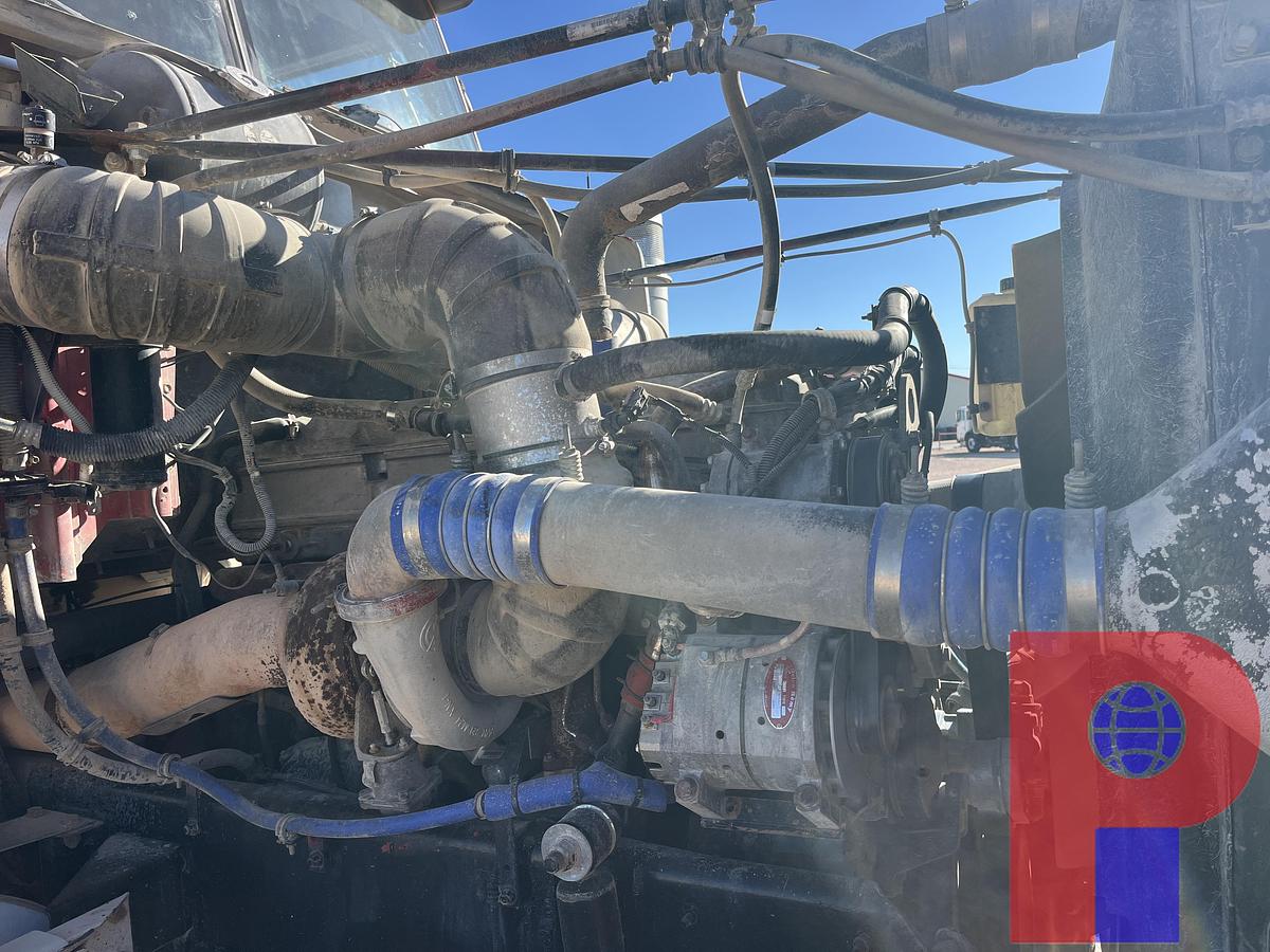 Used 2007 WESTERN STAR 4900 SF T/A DAYCAB WINCH TRUCK