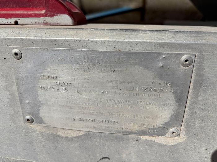 Used 1984 FRUEHAUF 1,000 CU.FT. 3-COMPARTMENT PNEUMATIC DRY BULK TRAILER