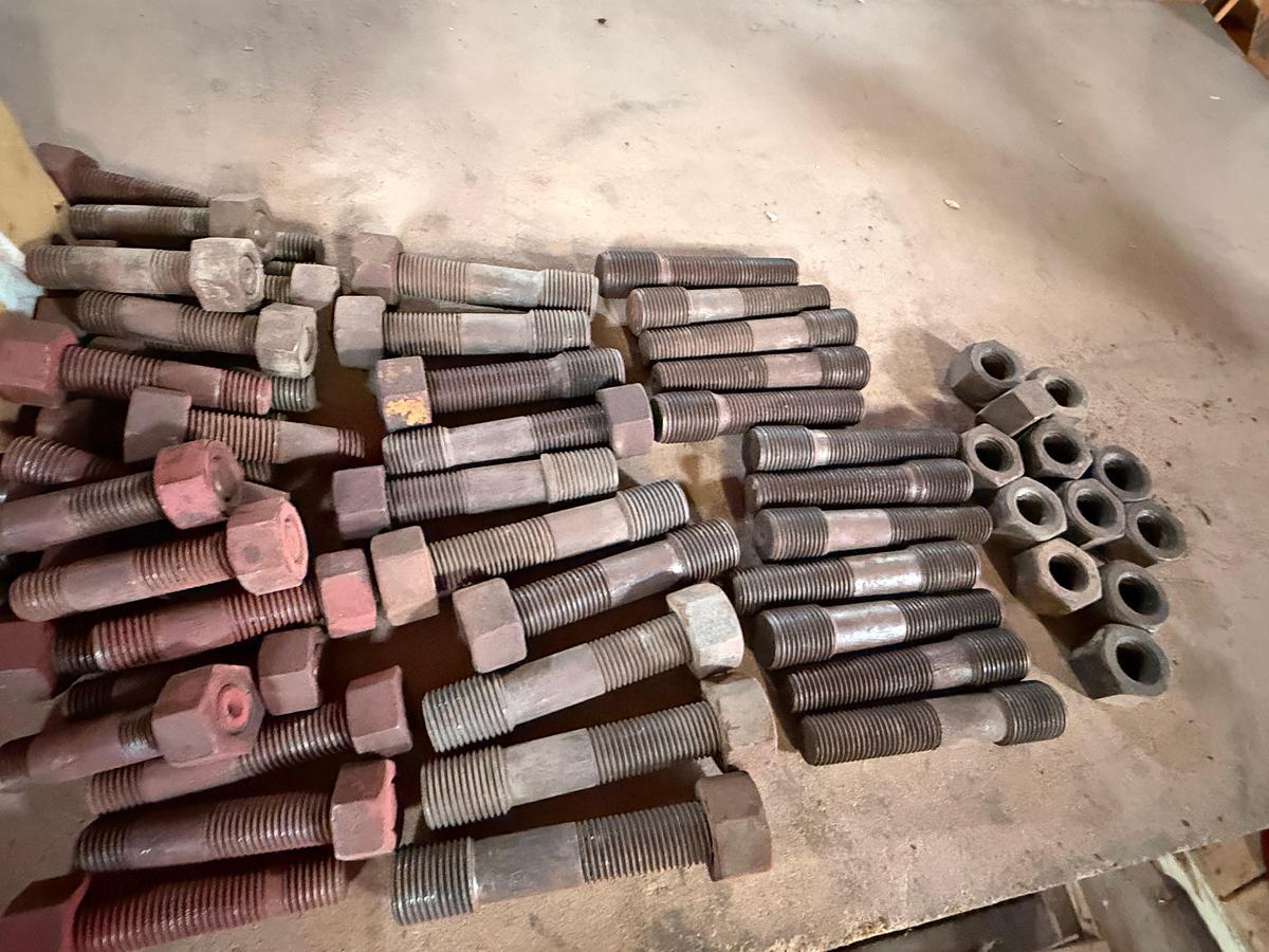 Used SHELF w/ (100*) 1-3/8” x 1-1/8”, 1-3/8”, 1-1/8”ADAPTER STUDS