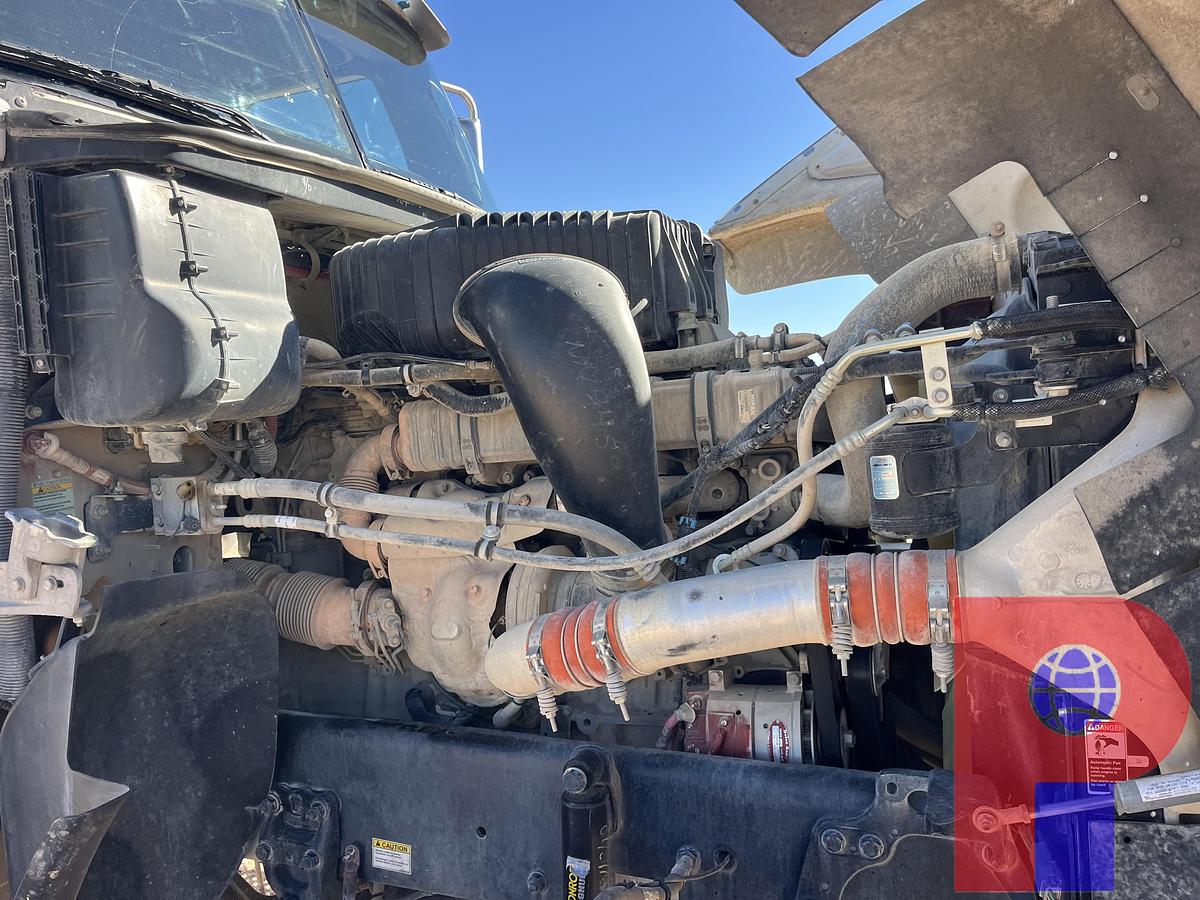 Used 2022 FREIGHTLINER CORONADO 122 SD T/A DAYCAB HAUL TRUCK