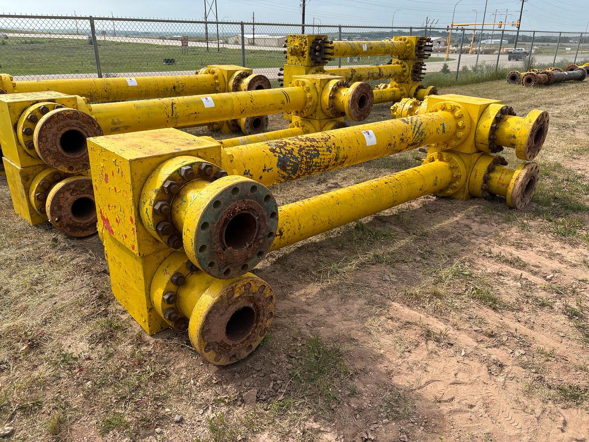 Used (2) 7-1/16” x 10’L spacer spools w/ (4) fluid crosses, (4) 20”l spools, & weco flanges