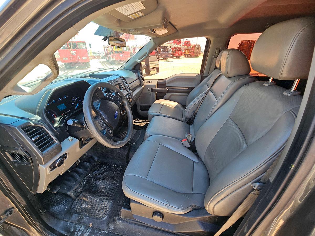 Used 2019 FORD F-250 SUPER DUTY CREW CAB PICKUP TRUCK
