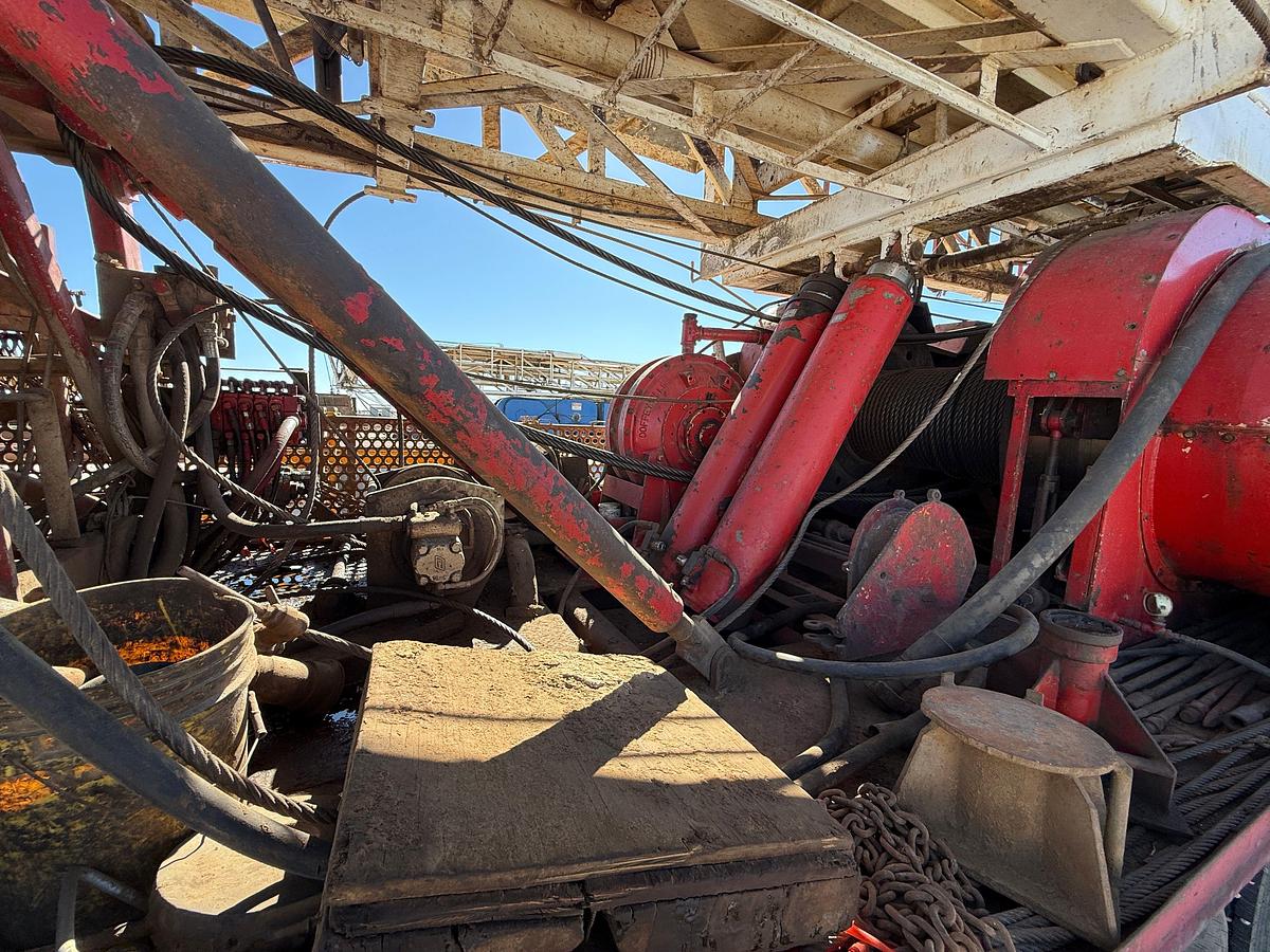 Used 1982 COOPER LTO-550 DD (97’-200K) 5-AXLE WORKING WELL SERVICE RIG PACKAGE LOTS TO INCLUDE 97 - 97F